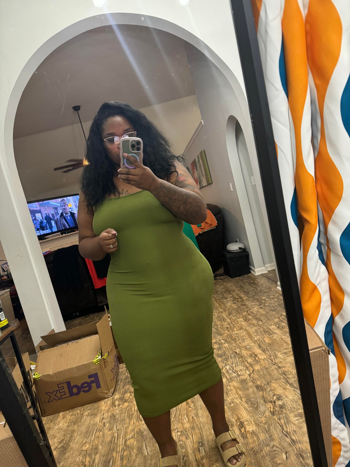 Thin Strap Simplicity